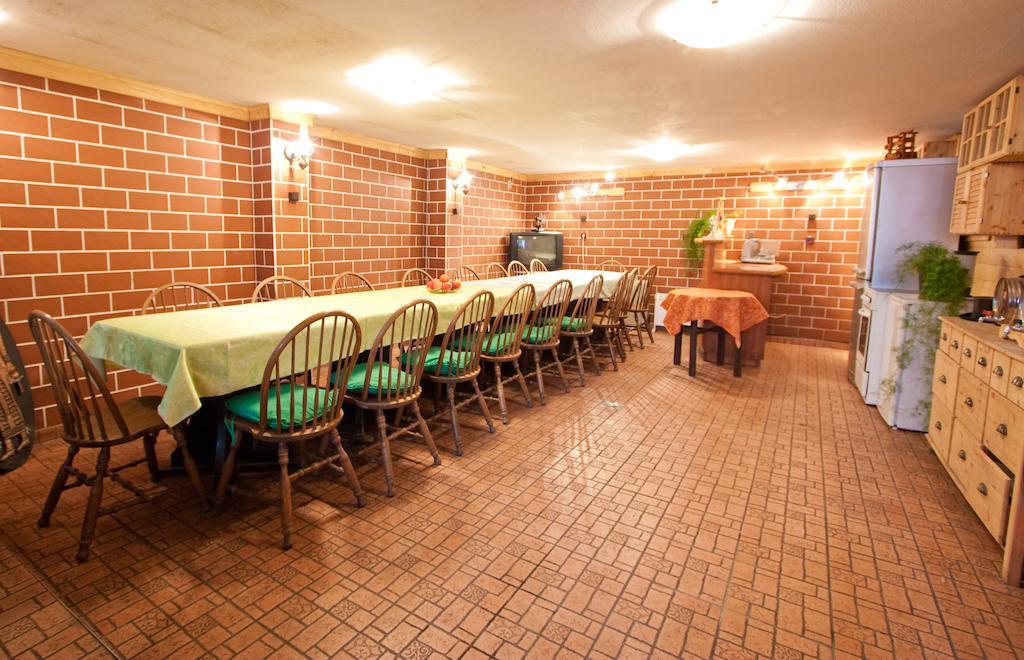Guest House Pikapolonca Maribor Exterior photo