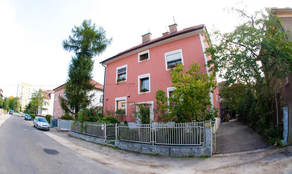 Guest House Pikapolonca Maribor Exterior photo