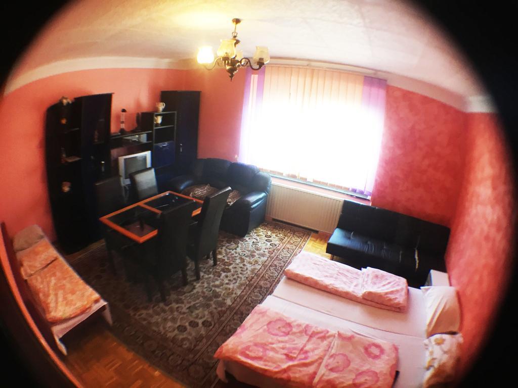 Guest House Pikapolonca Maribor Exterior photo